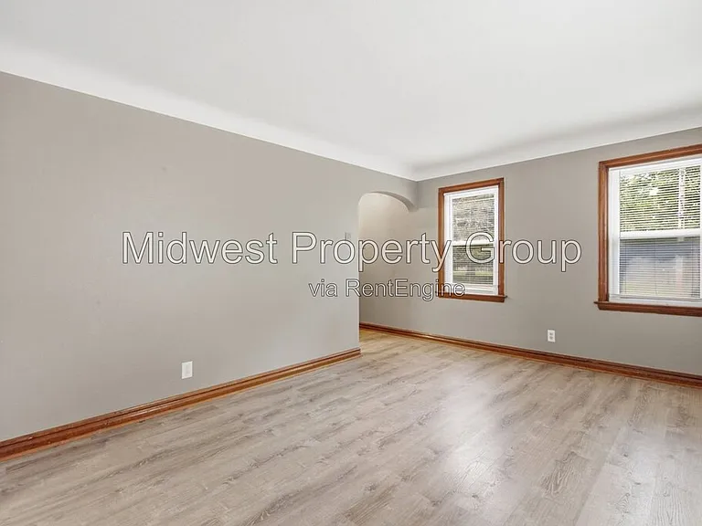 249 S Hartnett Ave — Photo 10