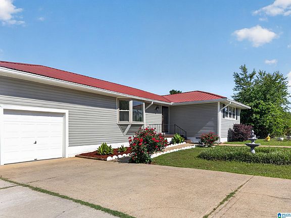5th image of 206 Cardinal Ln NW
