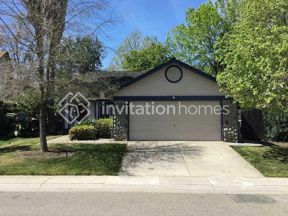8210 Caribou Peak Way