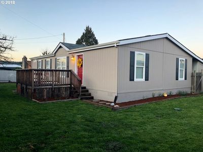 1000 S McKern Ct #100, Newberg, OR, 97132