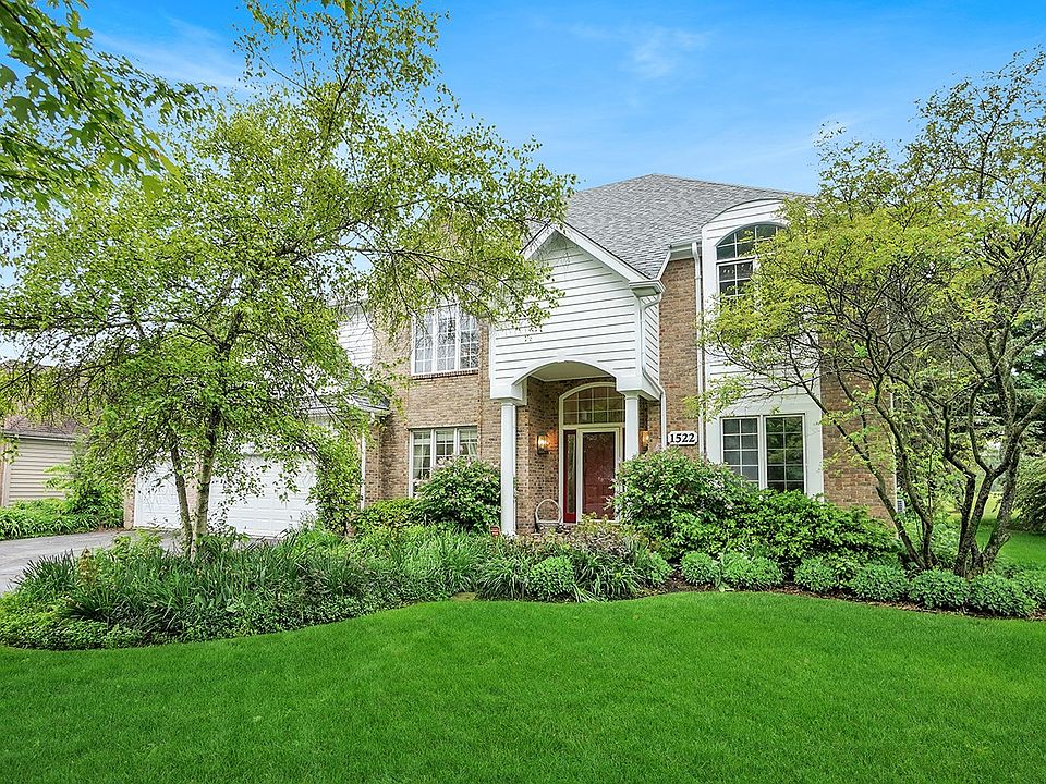 Welcome to Eagle Brook!