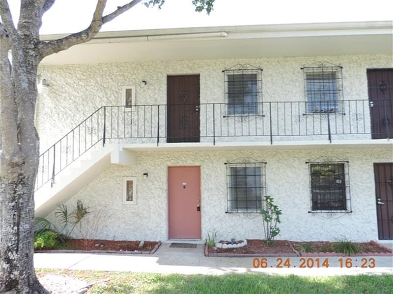 1st image of 8701 SW 141st St APT M1