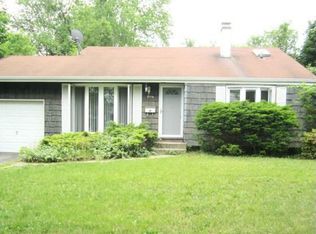 3114 Watch Hill Ave, Medford, NY 11763