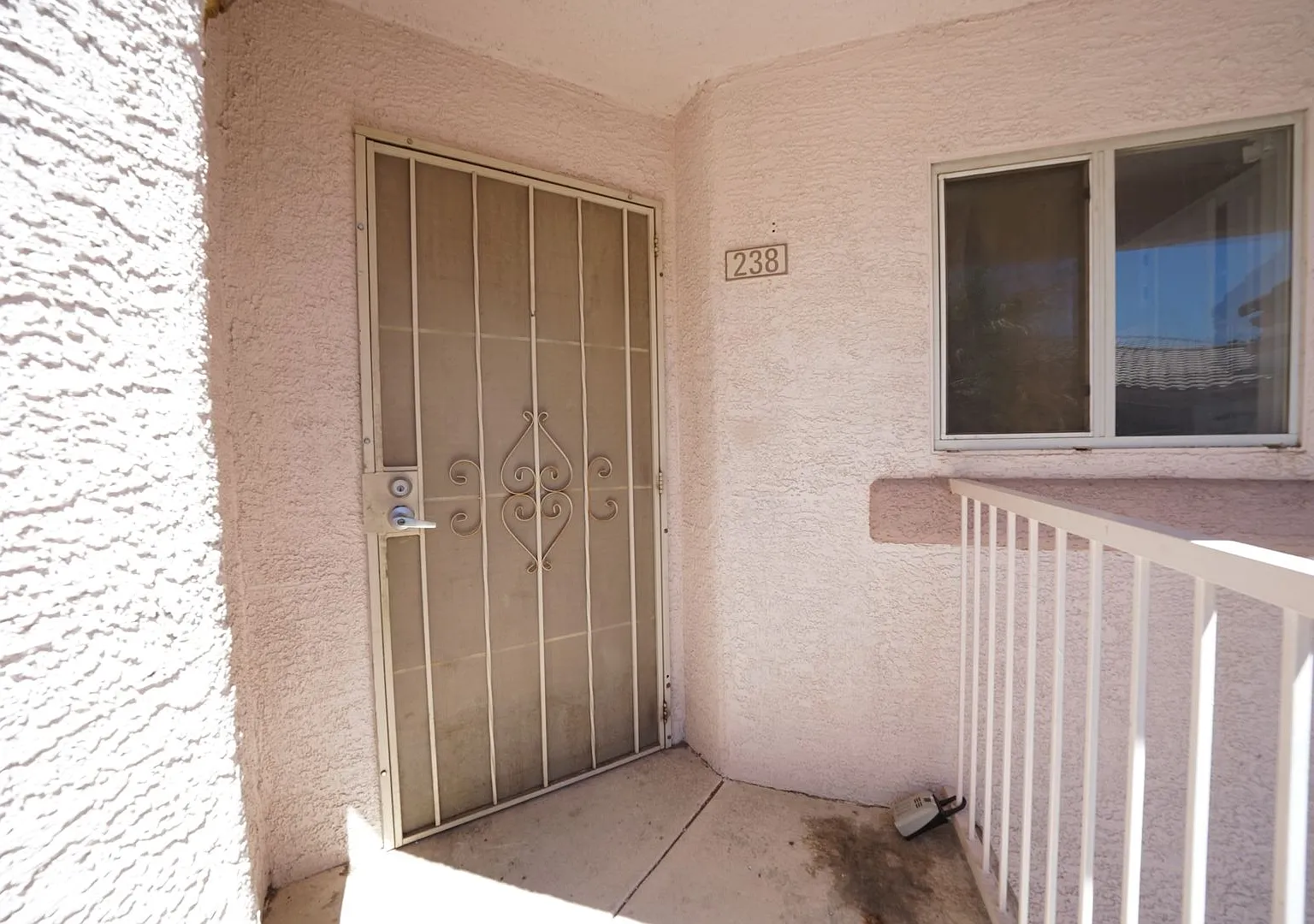 Showings Available Now — Photo 3