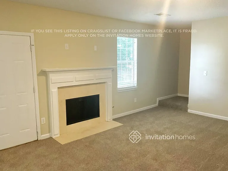 103 Silvergrass Dr — Photo 2