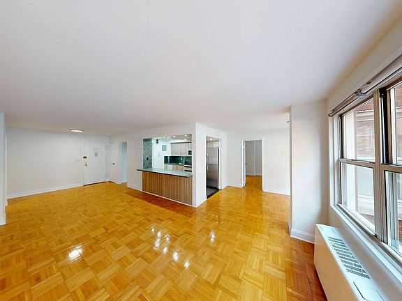 4th image of 250 E 73rd St APT 2D