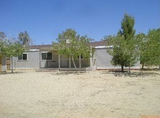 8200 Joshua Ln, Mojave, CA 93501