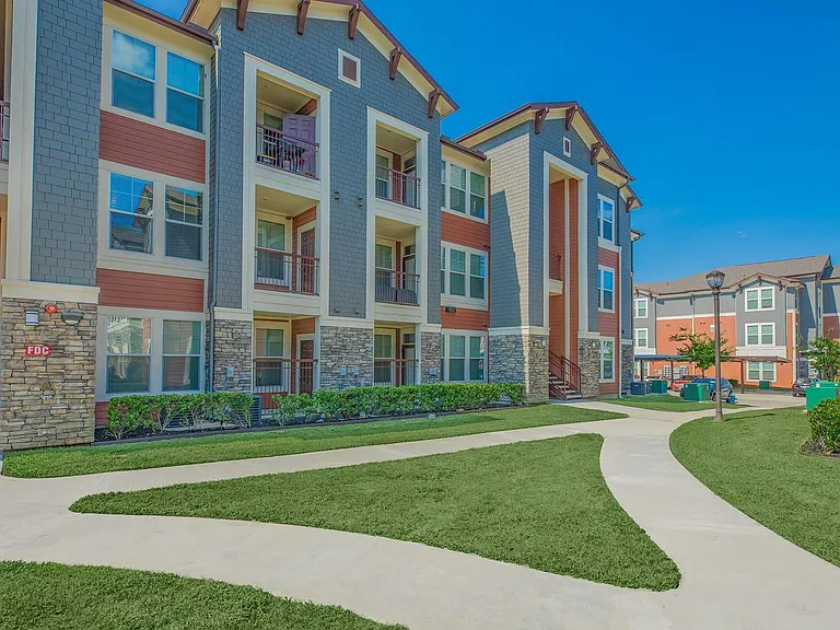 The Cardiff at Louetta Lakes — Photo 50