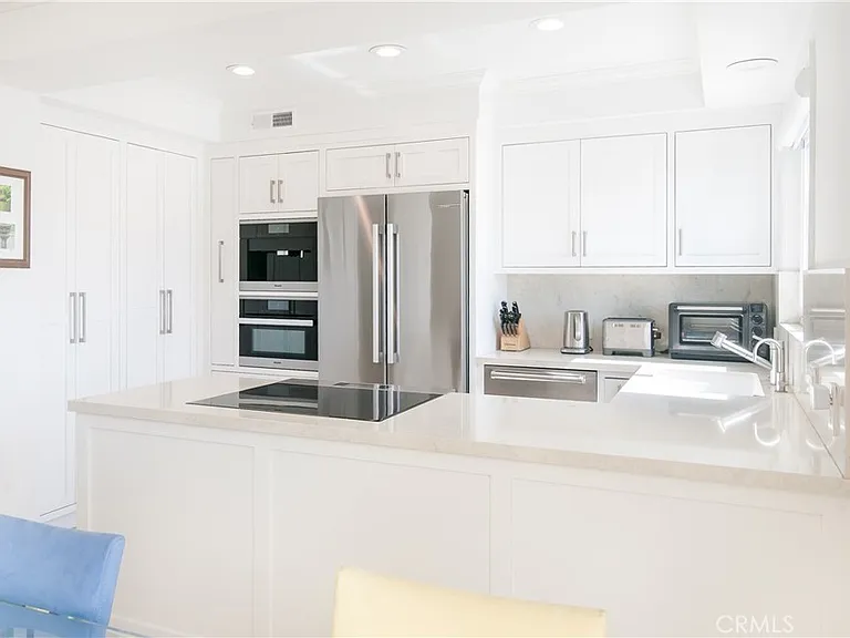 251 Lower Cliff Dr #15 — Photo 5
