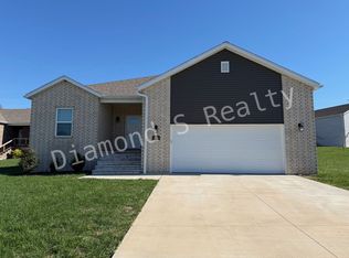 2204 Regan Cir, Ozark, MO 65721