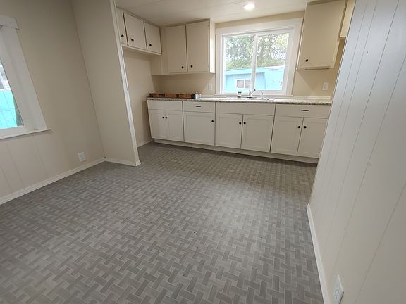 Kitchen and dining room.