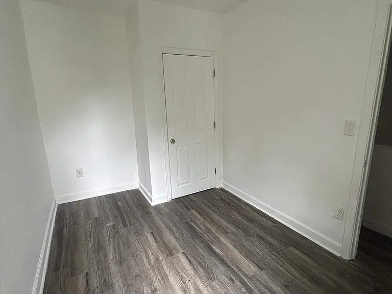 2930 W Arizona St — Photo 16