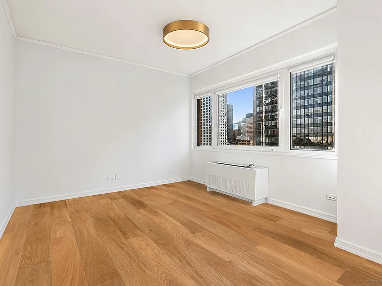 58 W 58th St #23C — Photo 5