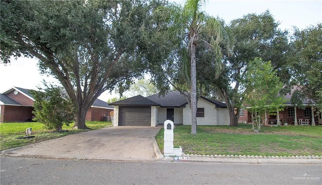 3 bed, 2.0 bath, 1582 sqft, $2,000 — Photo 1