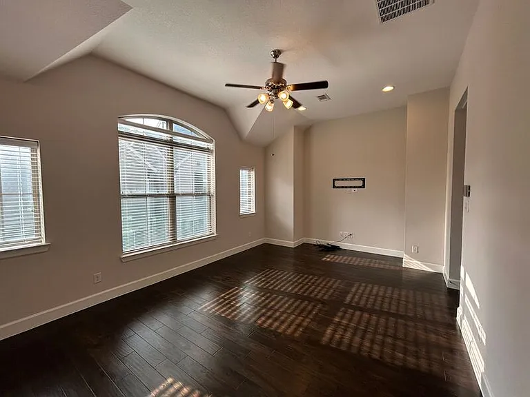 2775 Yellow Jasmine Ln — Photo 30