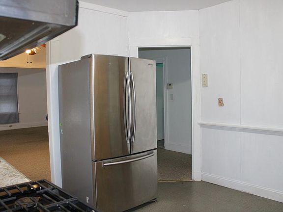 2nd image of 60 Quincy Ave