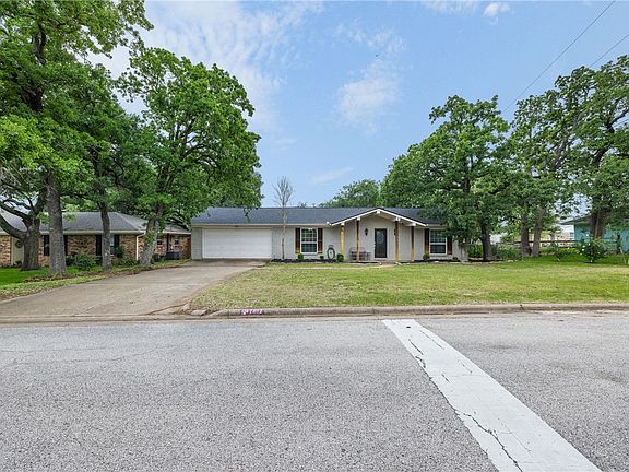 2nd image of 2802 Woodmeadow Dr