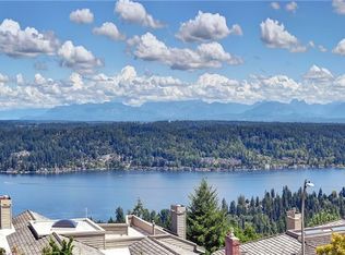 17659 SE 45th Pl, Bellevue, WA 98006