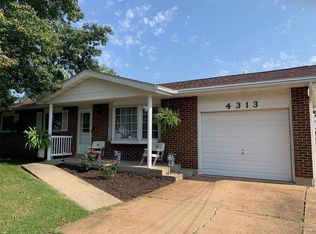 4313 Kings Acres Dr, High Ridge, MO 63049