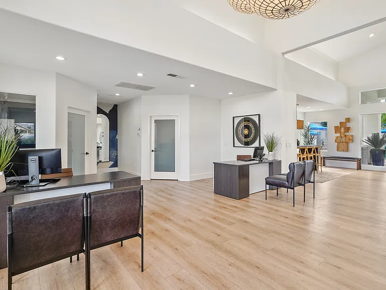 Allegro Apartments — Photo 6