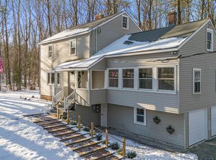 976 Pine St, Hopkinton, NH 03229