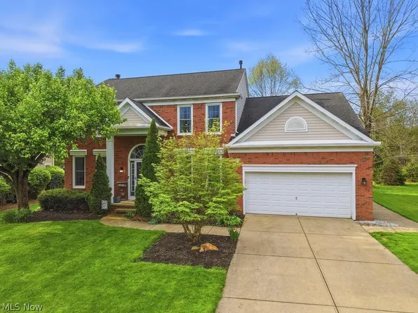 558 Alliance Dr, Northfield, OH 44067