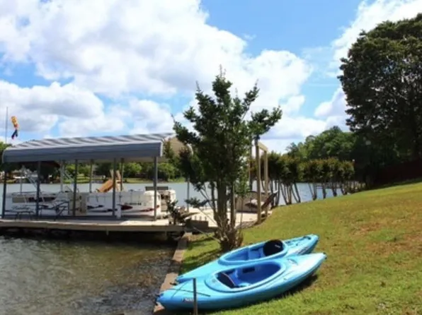 792 E Stagecoach Rd, Cross Hill, SC 29332