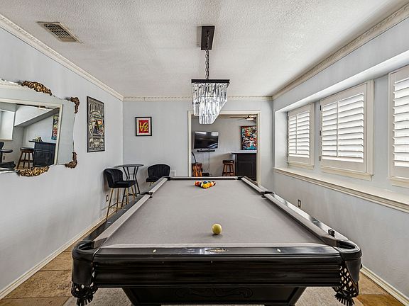 4th image of 7619 Spring Valley Rd