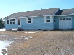 1498 Lamb Rd, Interlochen, MI 49643