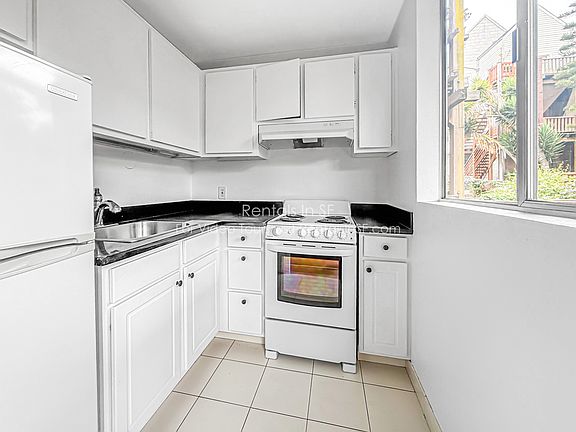 4th image of 878 14th St APT 103