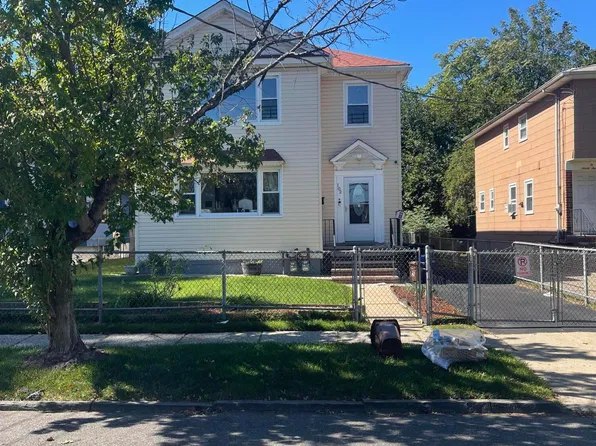 102 Bement Ave, Staten Island, NY 10310