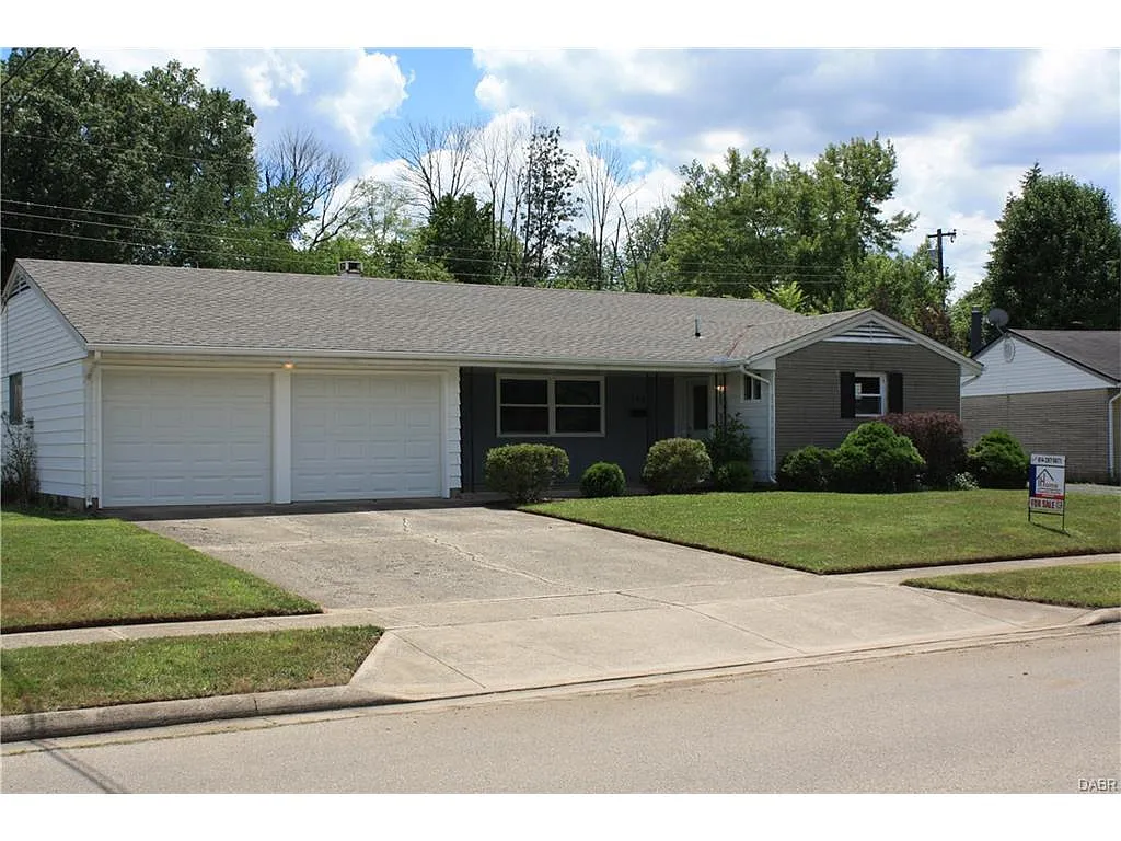 203 Zimmerman St photo 1