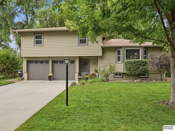 10934 Spring St, Omaha, NE 68144