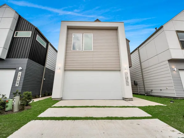 13105 Moncloa Dr, Houston, TX 77047