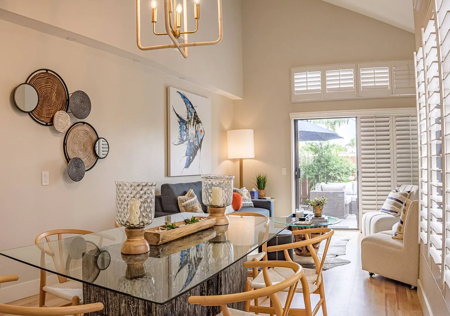Spacious 3BR/3BA Townhome | Pool, Tennis & Easy Access to Everything — Photo 1