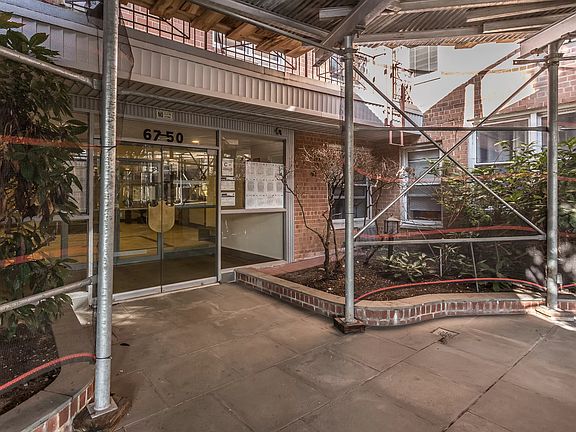3rd image of 6750 Thornton Pl APT 2T