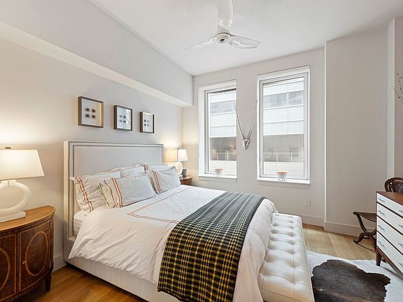 3rd image of 101 Leonard St APT 3F