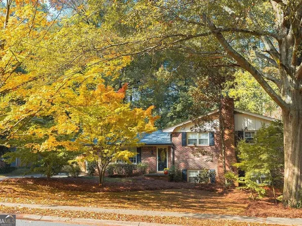 2760 Goodfellows Rd, Tucker, GA 30084