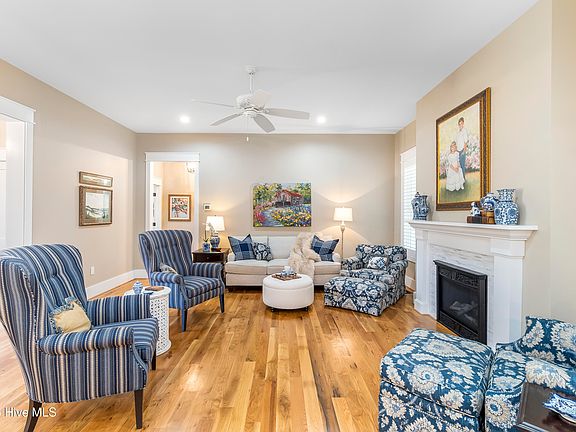 5th image of 225 Lake Wood Drive