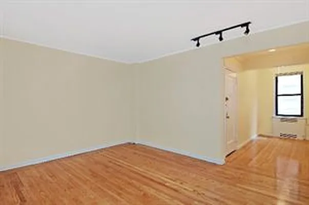 Rented by Douglas Elliman | media 15