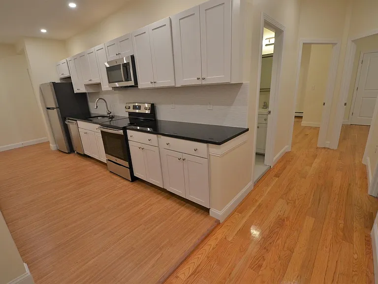 35 Brookline St #2 — Photo 3