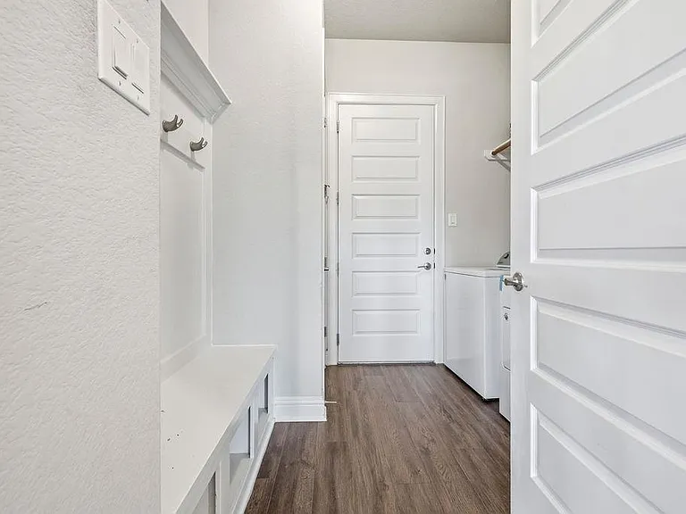 2032 Base Burner Path — Photo 17
