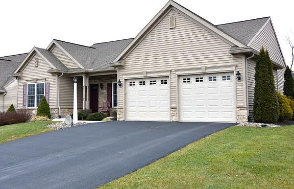 4th image of 291 Copper Beech Ln