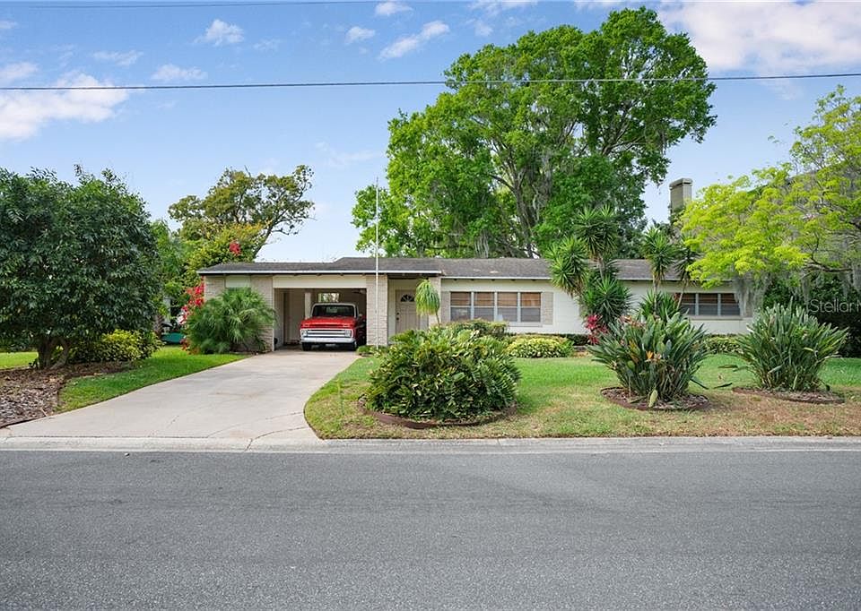 1st image of 2146 Lake Dr