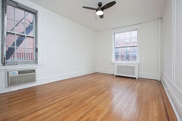 Rented by REAL New York | media 9