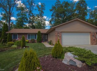 20442 Sandalwood Ln, Strongsville, OH