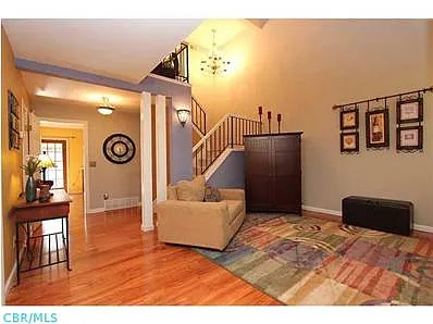 600 Farler Dr photo 1