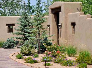 26 Honeysuckle Cir, Santa Fe, NM 87506