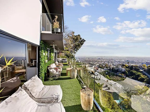 Experience the ultimate luxury getaway with stunning views and exclusive amenities.