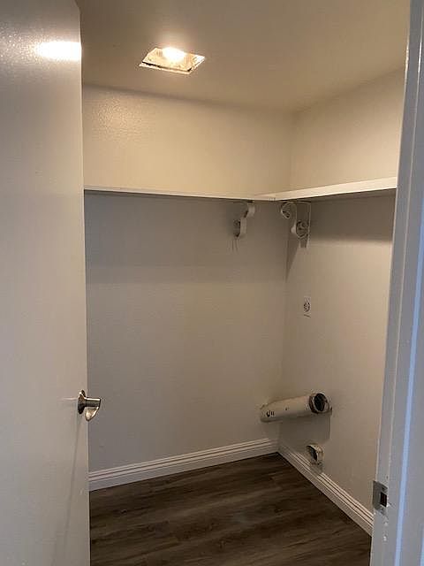 1st image of 2617 Brynwood Pl